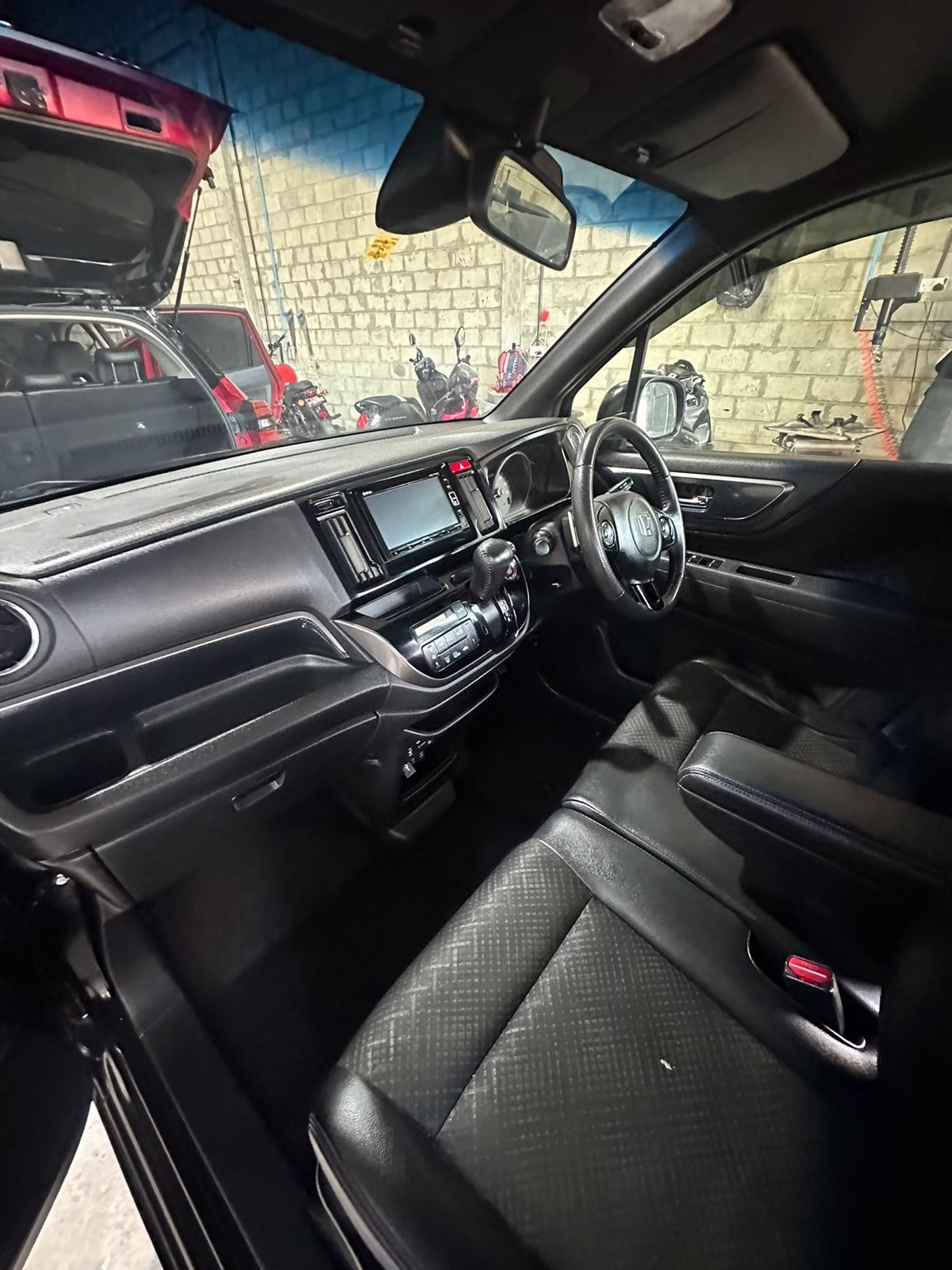 Honda Gathers VXM-194VFI radio unlock